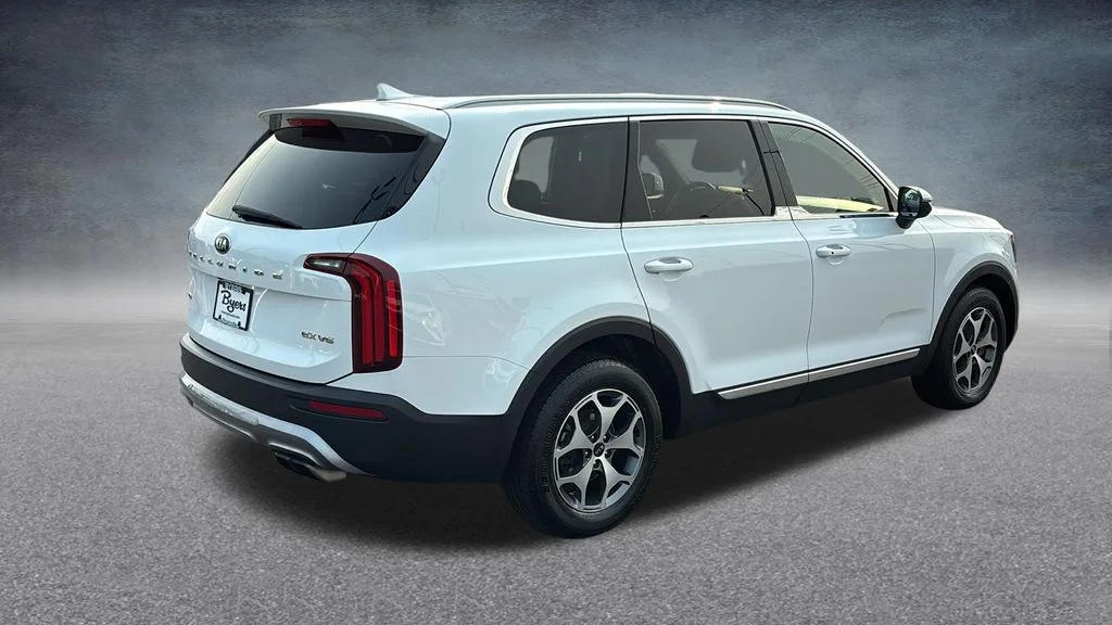 Used 2020 White Kia EX image 32