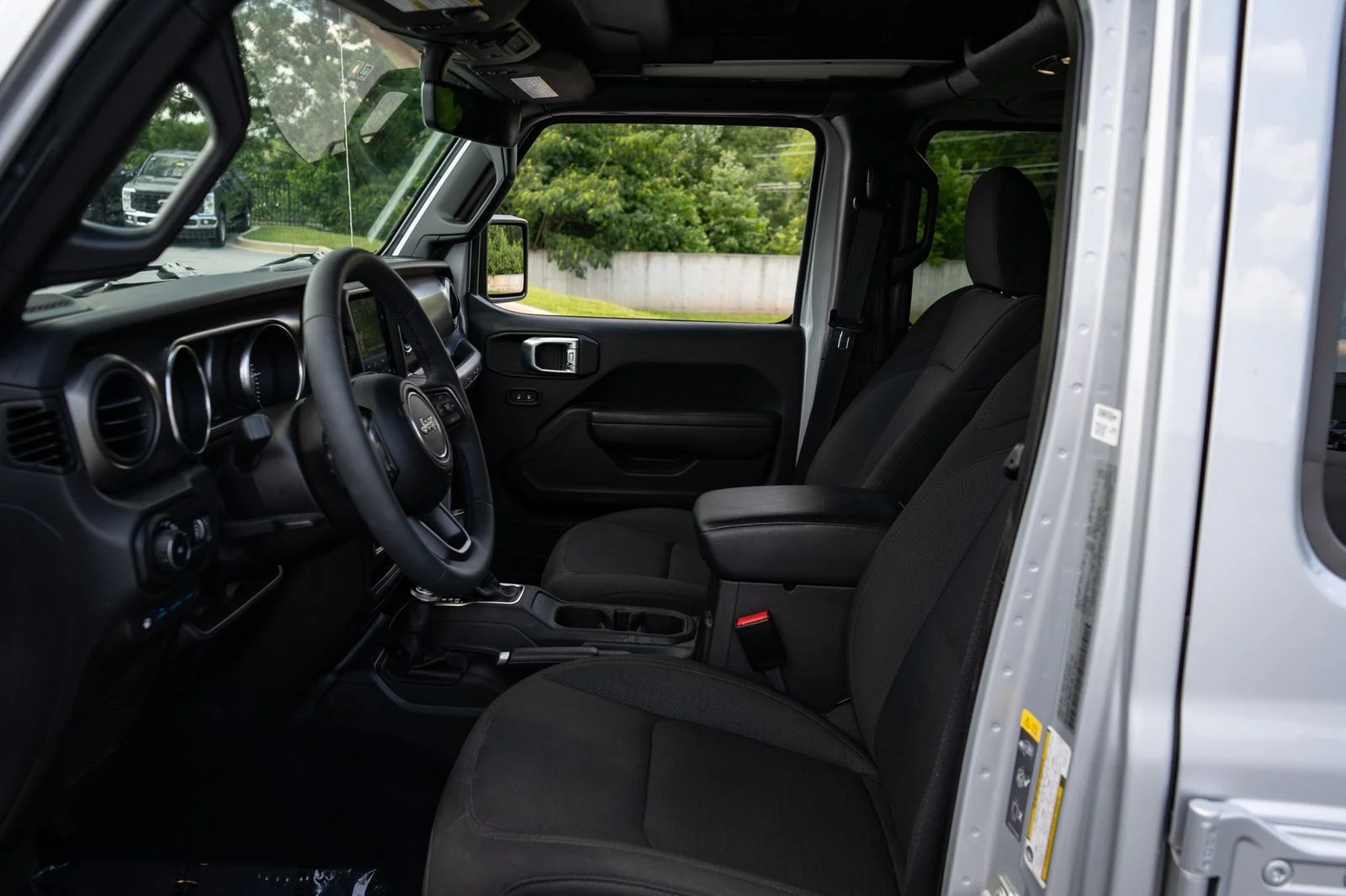 Used 2023 Silver Jeep Willys 4xe image 14