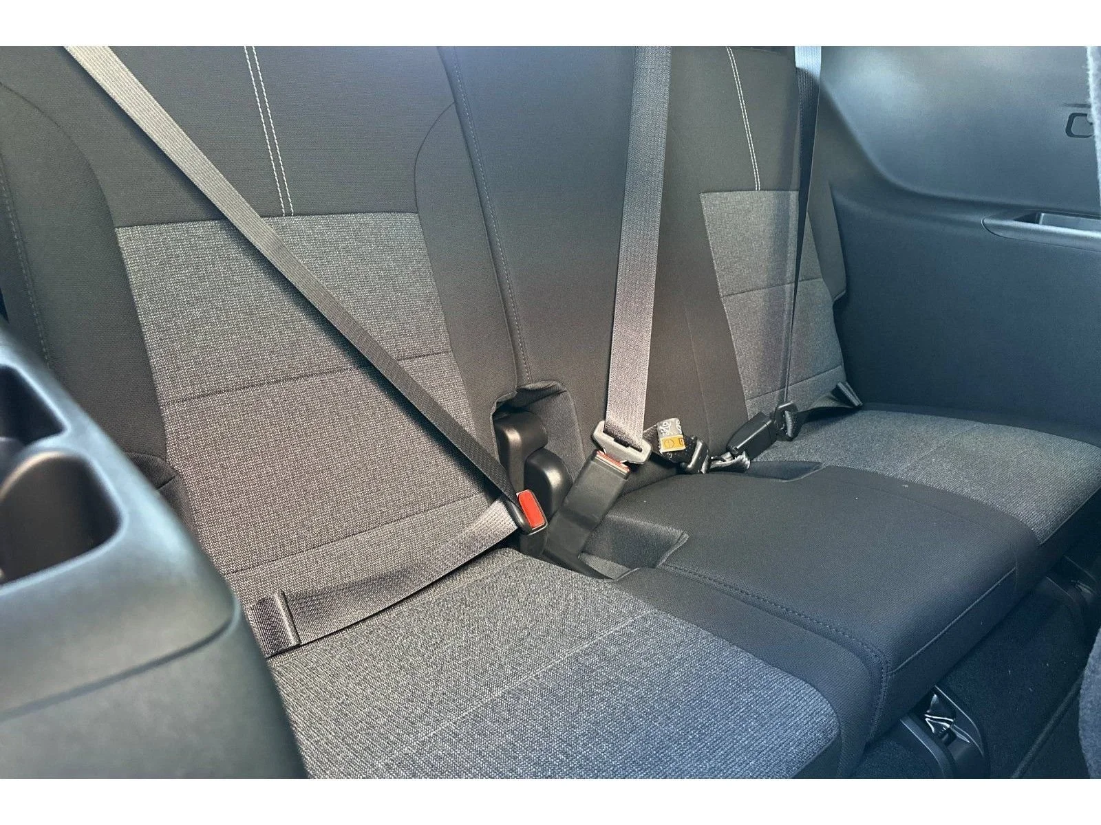 2026 GMC Acadia Elevation - Photo 14