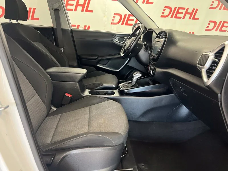 Used 2020 White Kia GT-Line image 13