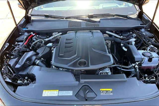 Used 2025 Black Audi  image 9