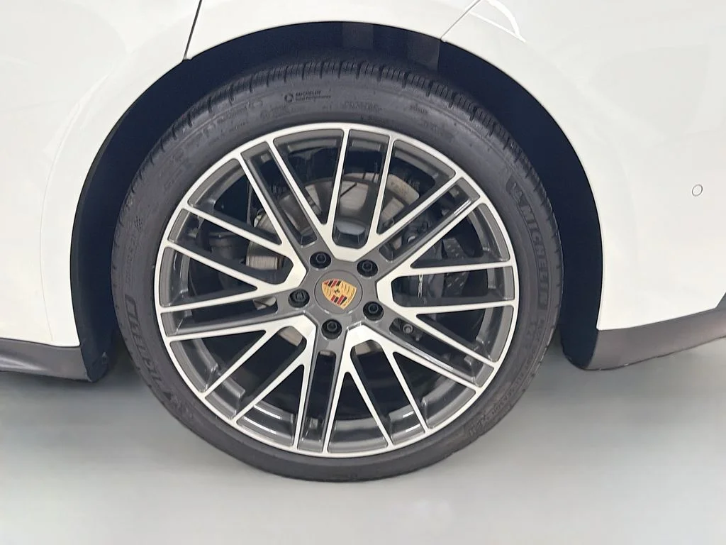 Certified Used 2025 White Porsche 4 image 34