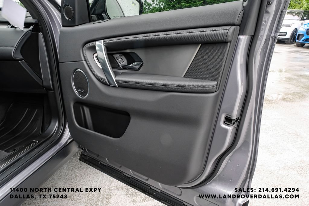 New 2026 Eiger Gray Metallic Land Rover Landmark image 40