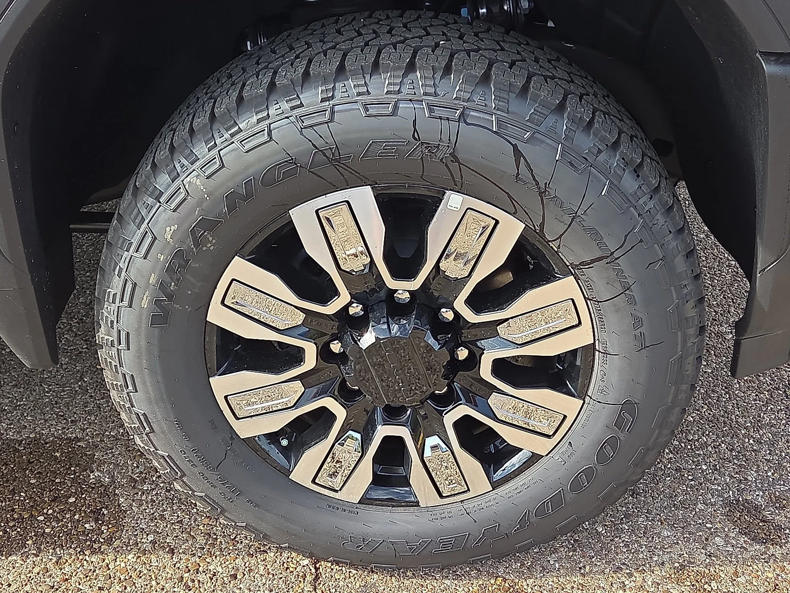 New 2026 Glacier White Tricoat GMC Denali image 7