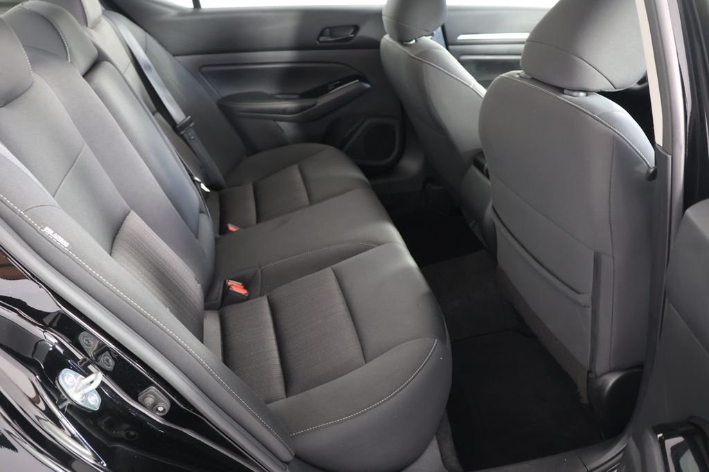 Used 2023 Black Nissan 2.5 SV image 21