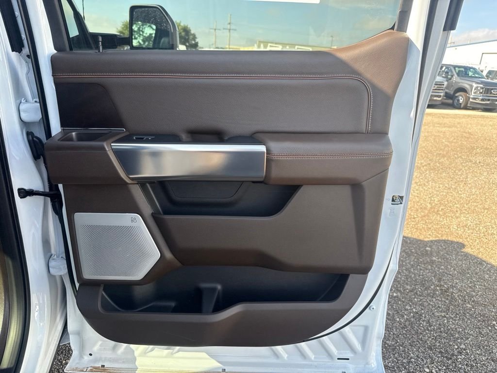 New 2026 White Ford King Ranch image 34