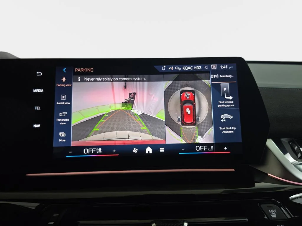 Used 2026 Vegas Red Metallic BMW xDrive28i image 24