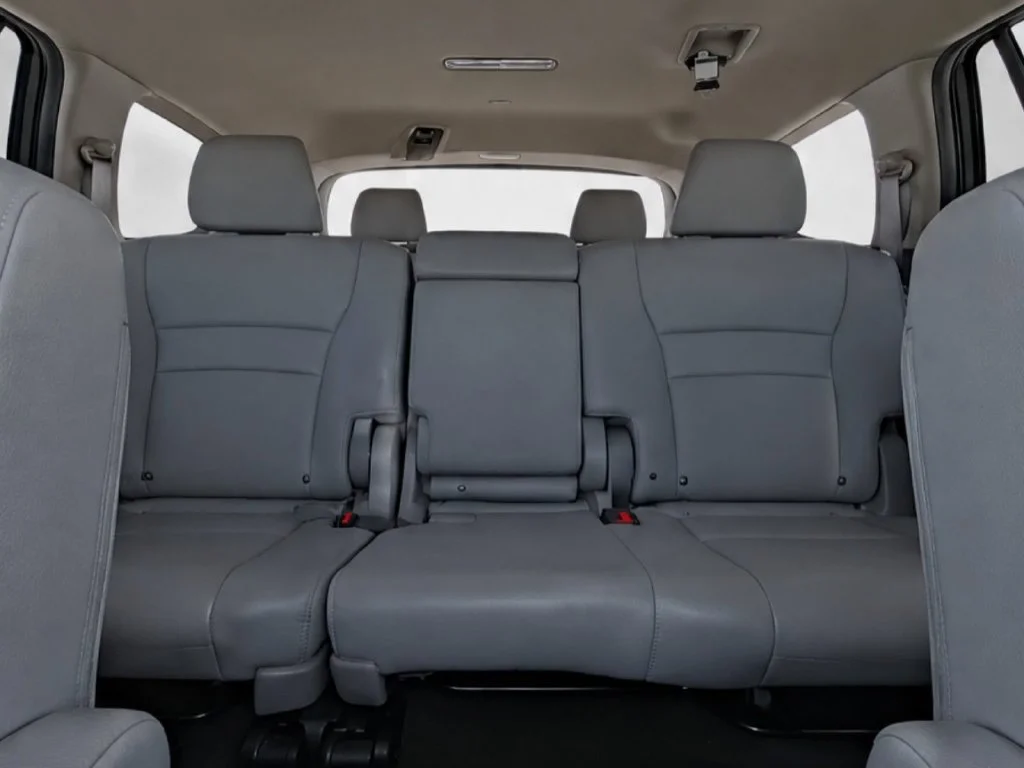 Used 2021 White Honda Touring image 35