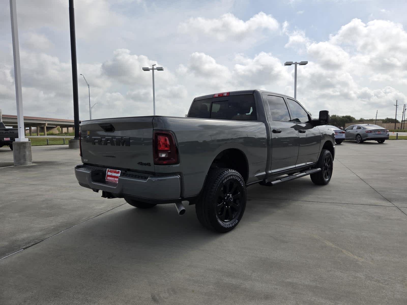 New 2027 Ceramic Gray Clear-Coat Exterior Paint RAM Black Express image 5