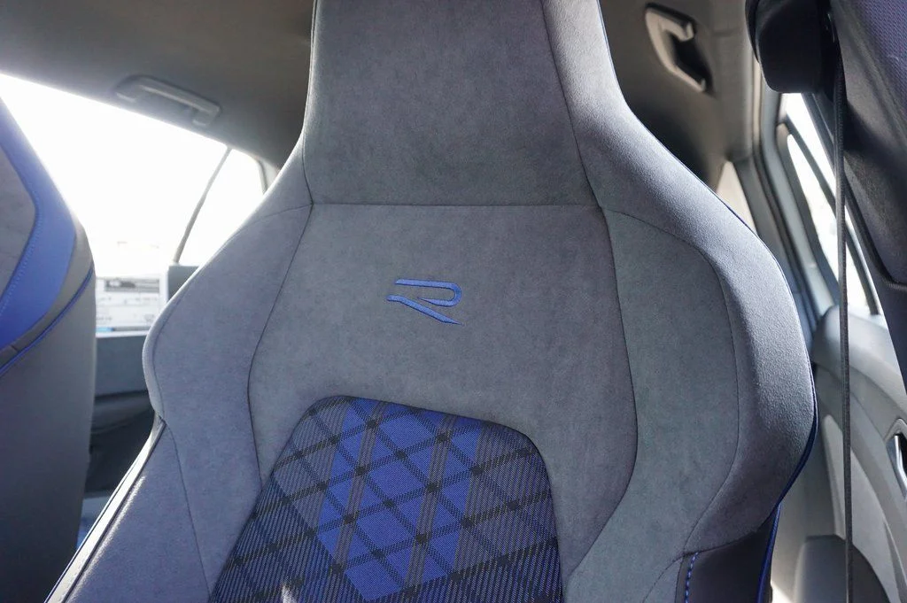 New 2026 White/off-white Volkswagen 2.0T image 11