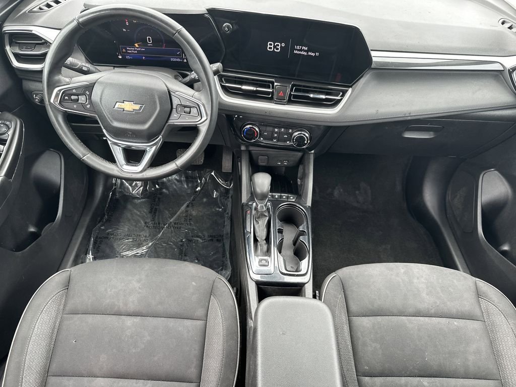 Used 2026 Gray Chevrolet LT image 17
