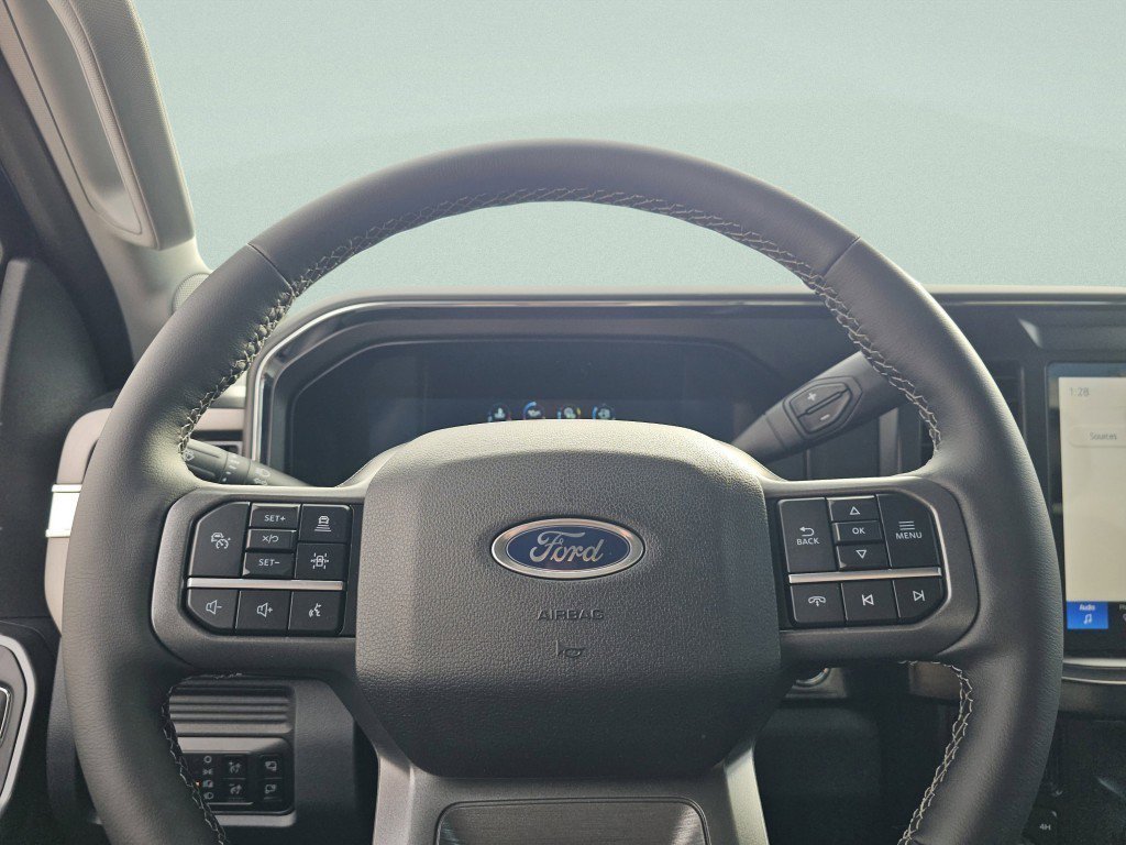 New 2026 Argon Blue Metallic Ford LARIAT image 32