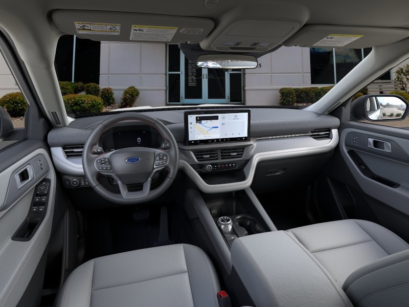 New 2026 Star White Metallic Tri-Coat Ford Active image 9