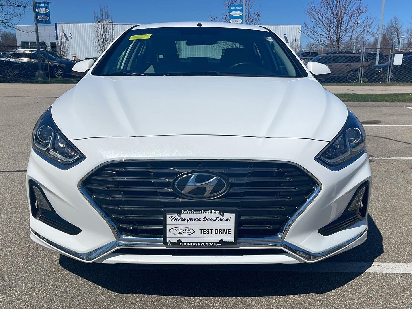Used 2019 Hyundai Sonata SE with VIN 5NPE24AF2KH806647 for sale in Northampton, MA
