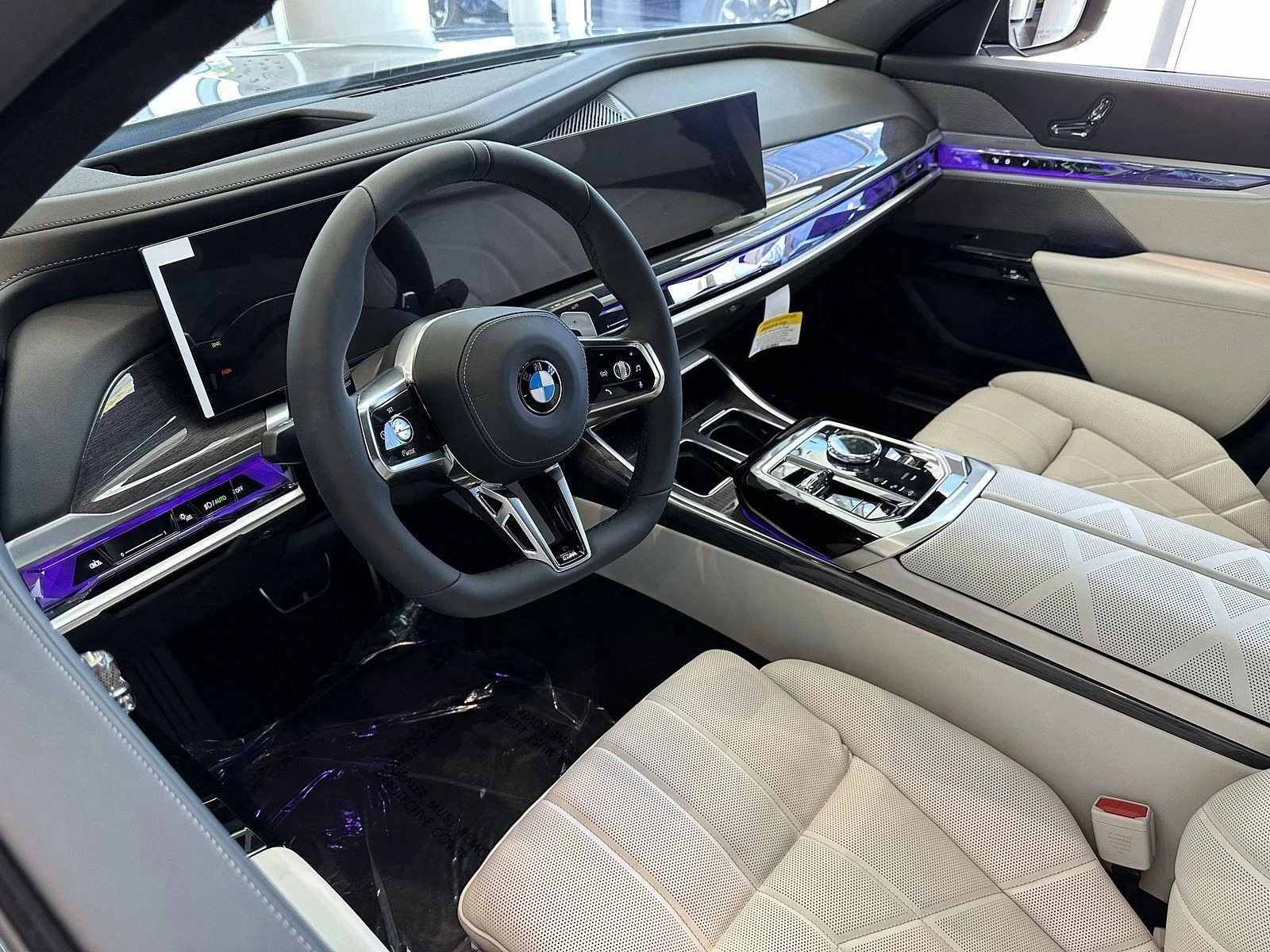 New 2026 Dravit Grey Metallic BMW 760i xDrive image 7