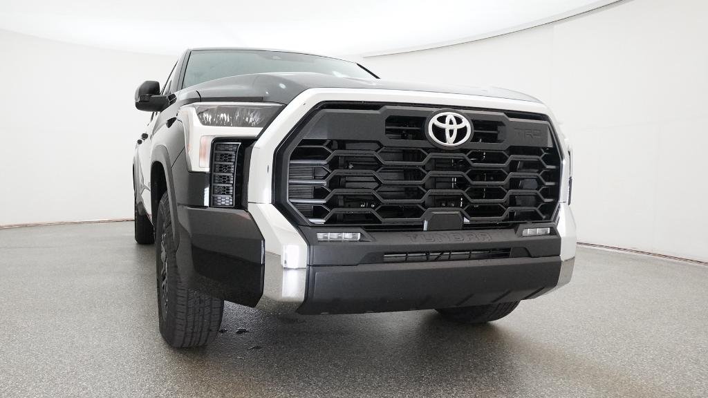 New 2026 Midnight Black Metallic Toyota SR5 image 21