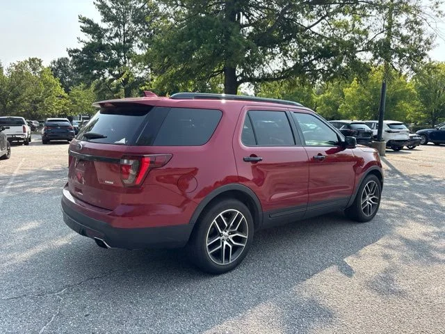 Used 2016 Red Ford Sport image 5