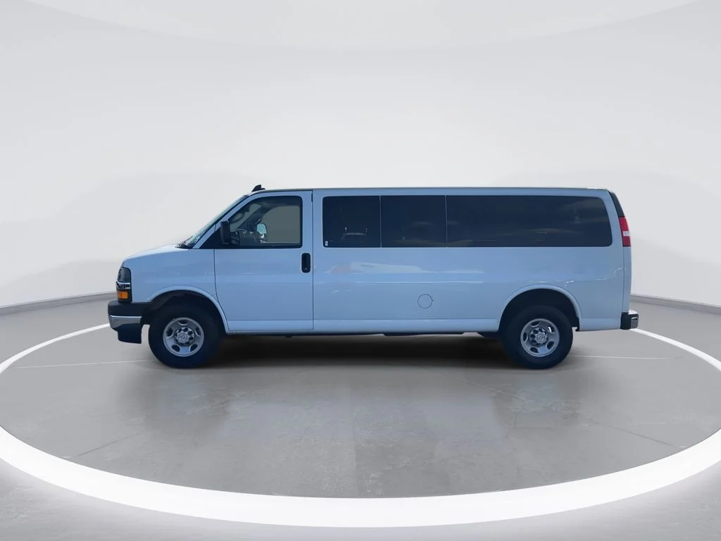 Used 2023 White Chevrolet LT image 5
