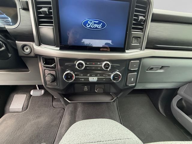 Used 2025 White Ford XLT image 12
