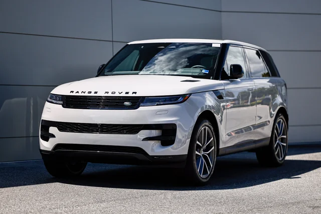 2027 Land Rover Range Rover Sport SE