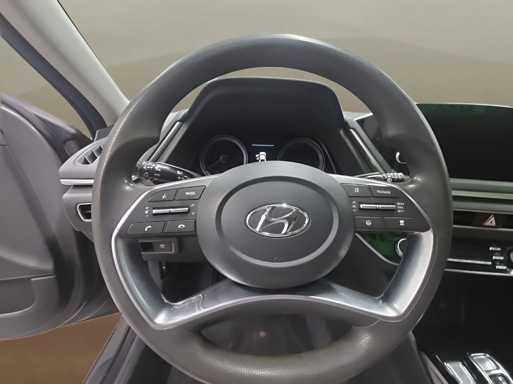 Used 2023 Gray Hyundai SEL image 29