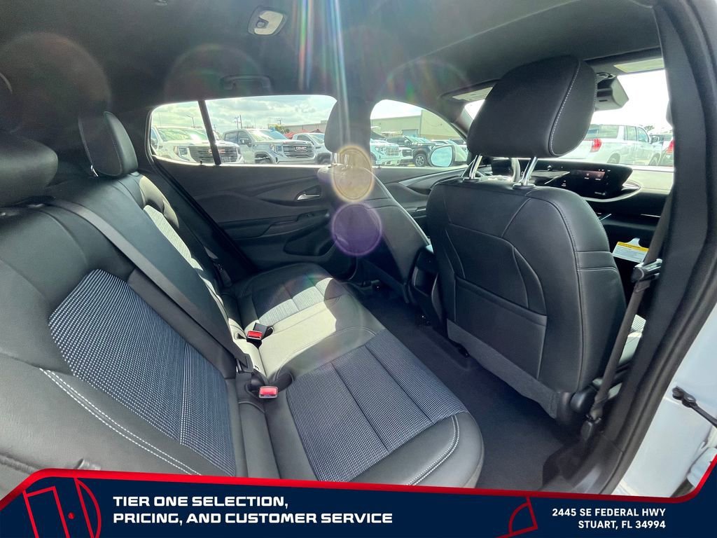 New 2026 Summit White Buick Preferred image 18