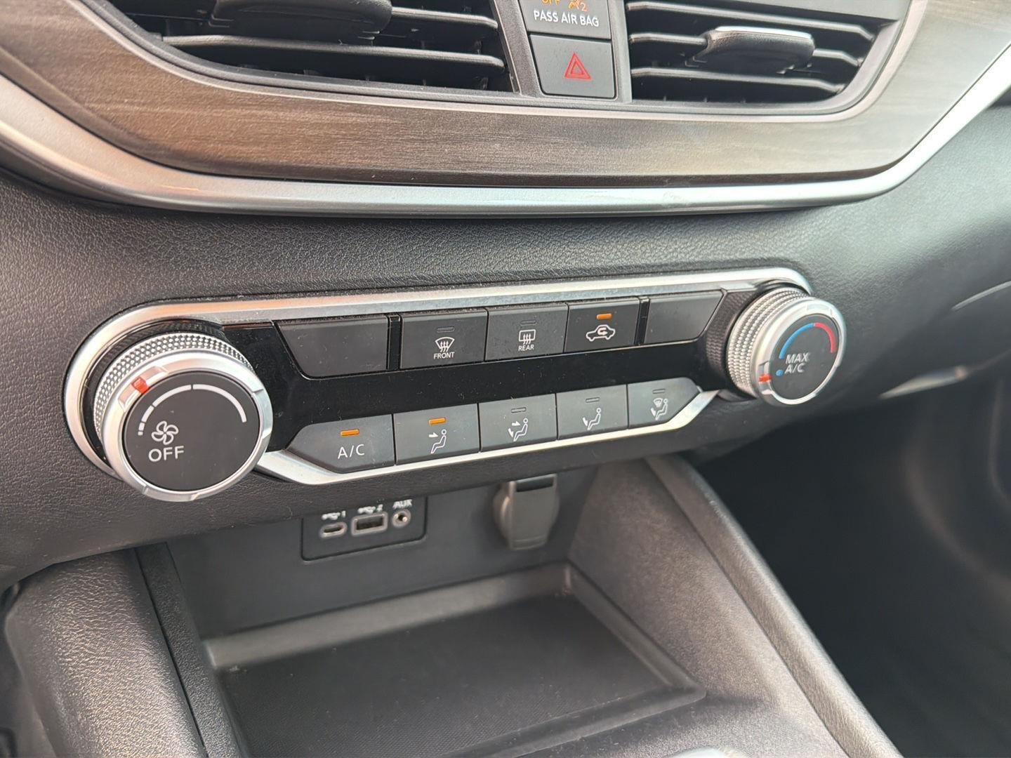 2025 Nissan Altima SV - Photo 26