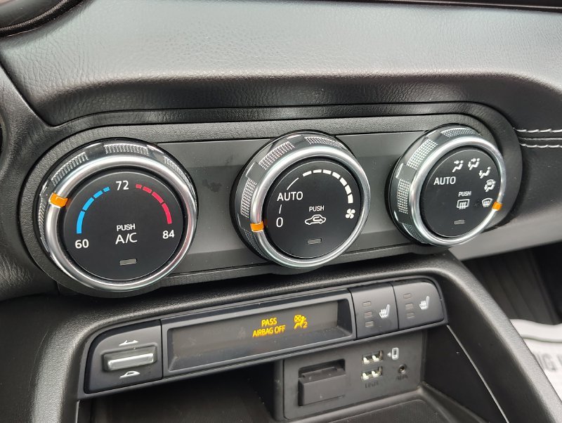 Used 2022 Red Mazda Grand Touring image 30