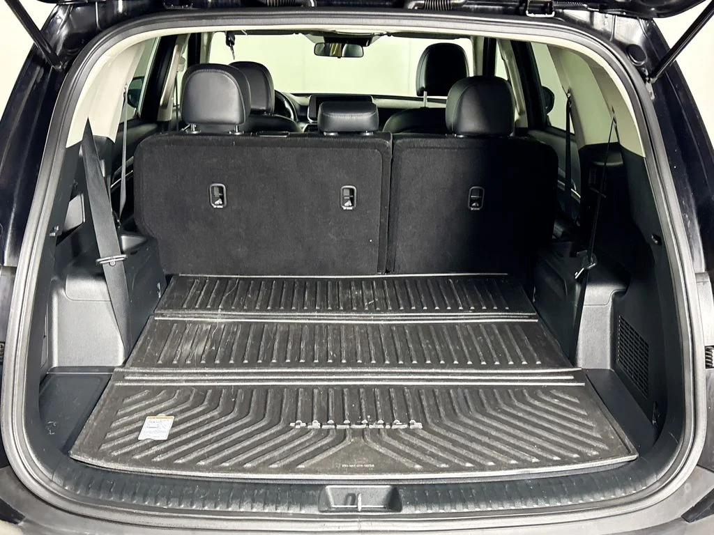 Certified Used 2022 Black Kia LX image 21