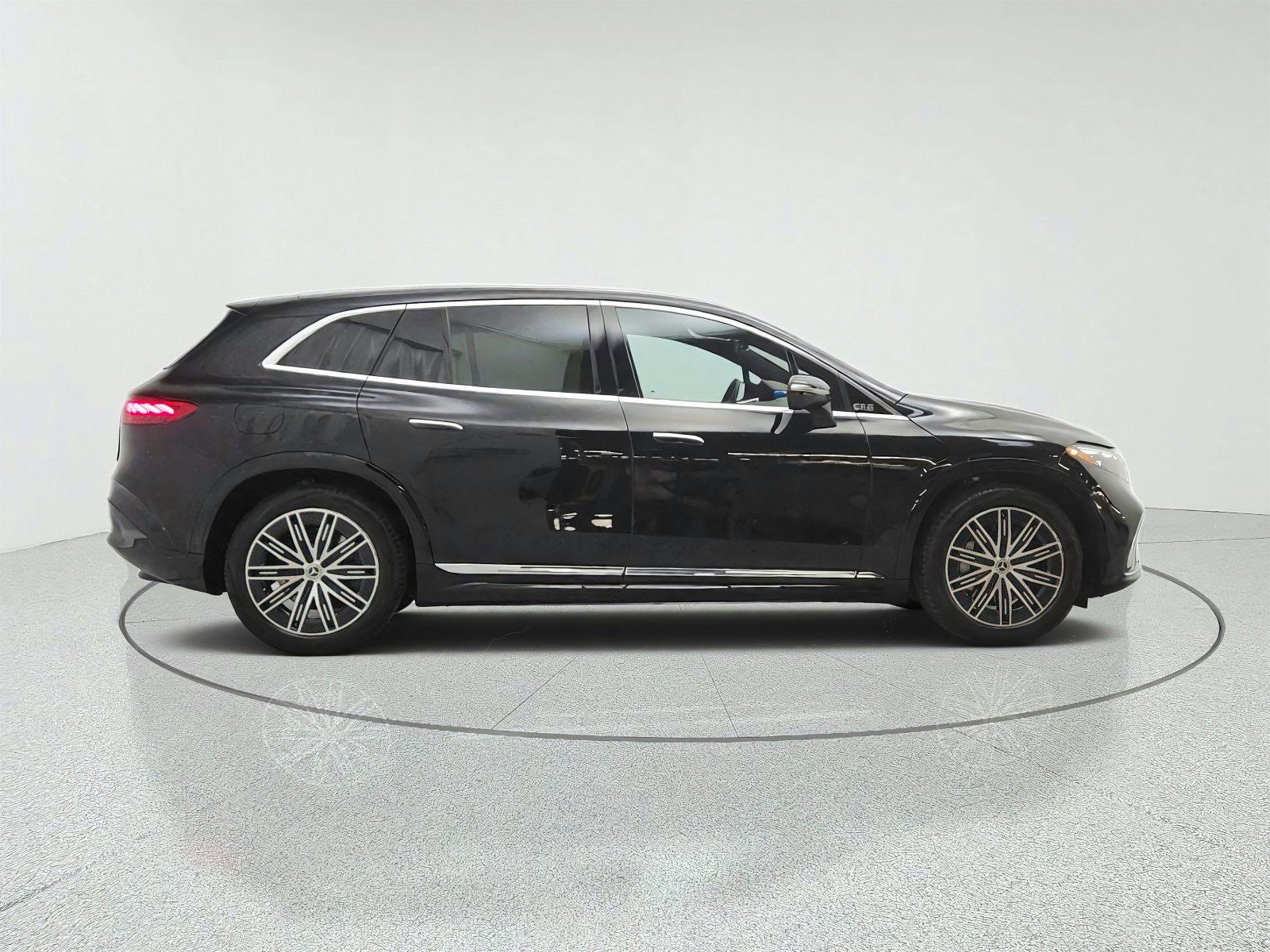 Certified Used 2023 Obsidian Black Metallic Mercedes-Benz EQS 580 4MATIC® SUV image 4