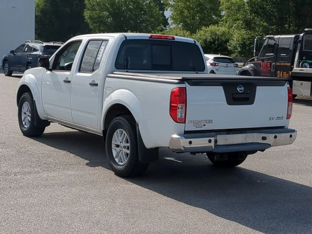 Used 2016 White Nissan SV image 5