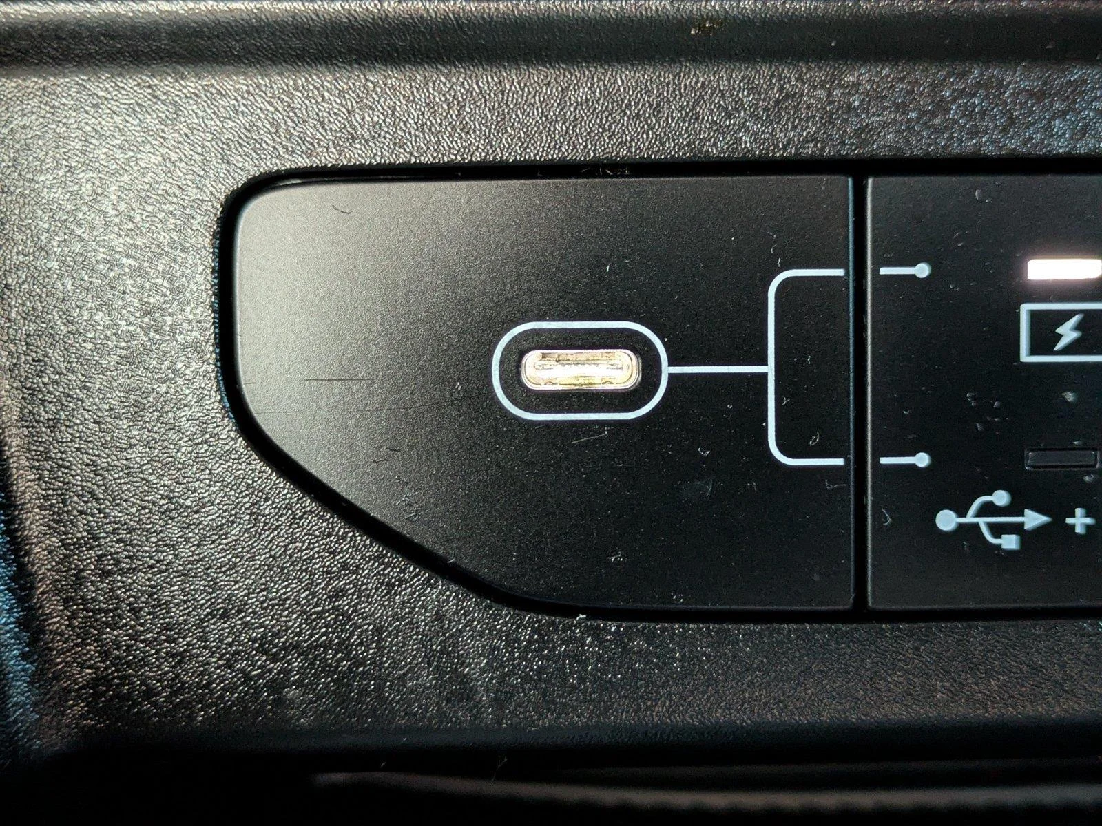 Used 2026 Wolf Gray Kia GT-Line image 20