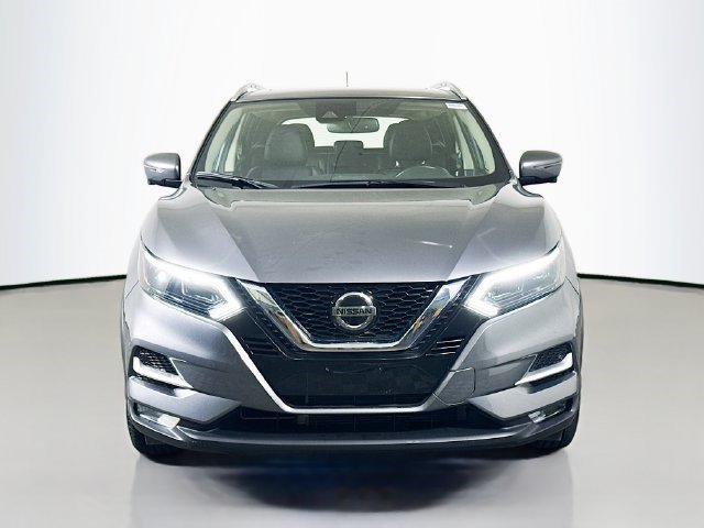 Used 2022 Gun Metallic Nissan SL image 2