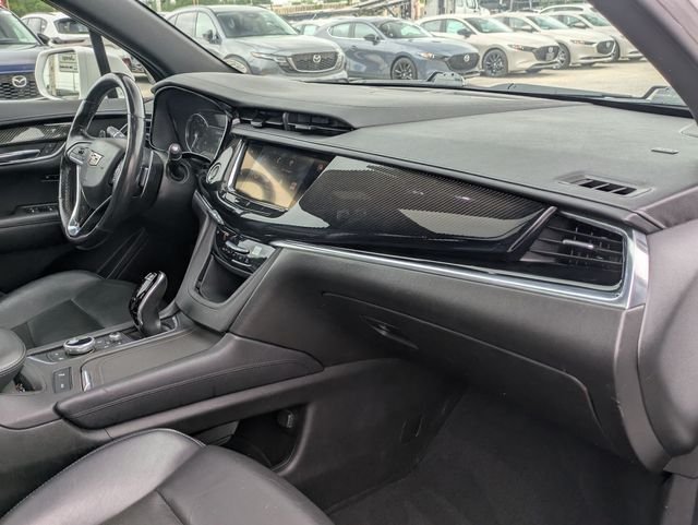 Used 2020 White Cadillac Sport image 29