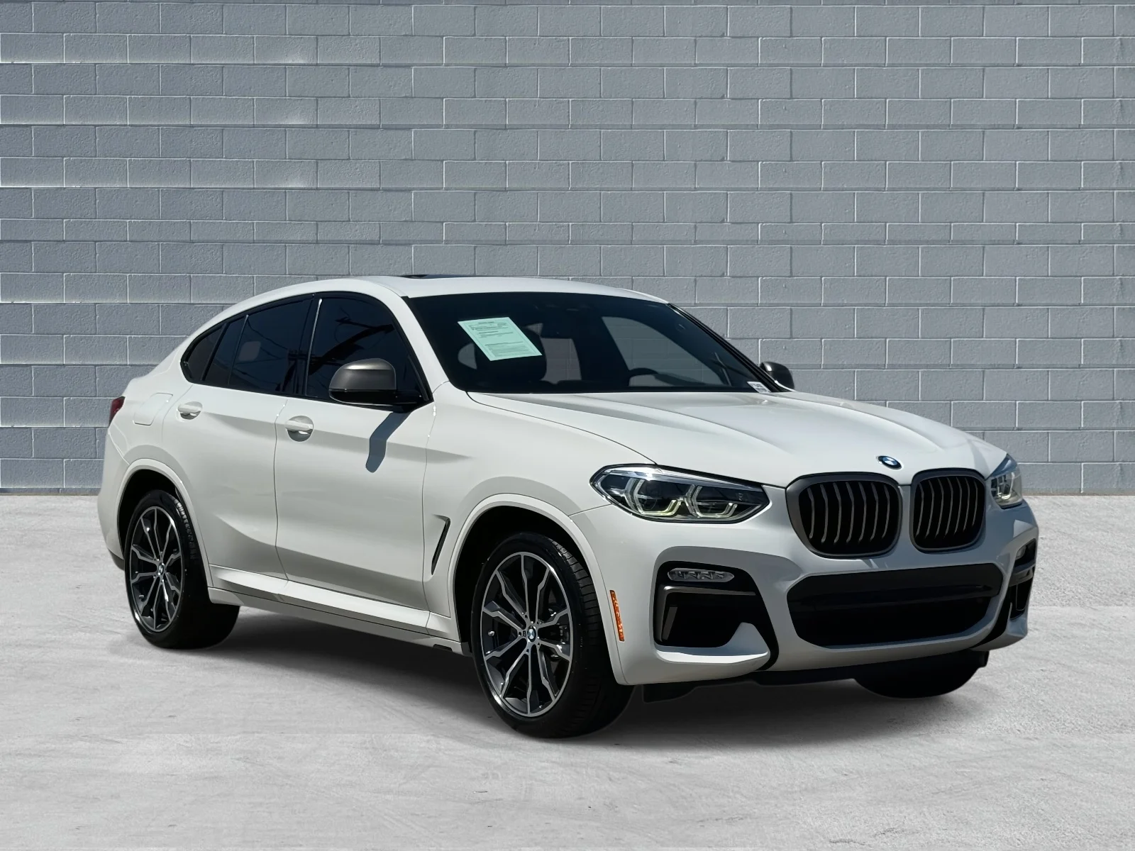 2019 BMW X4 M40i's photo