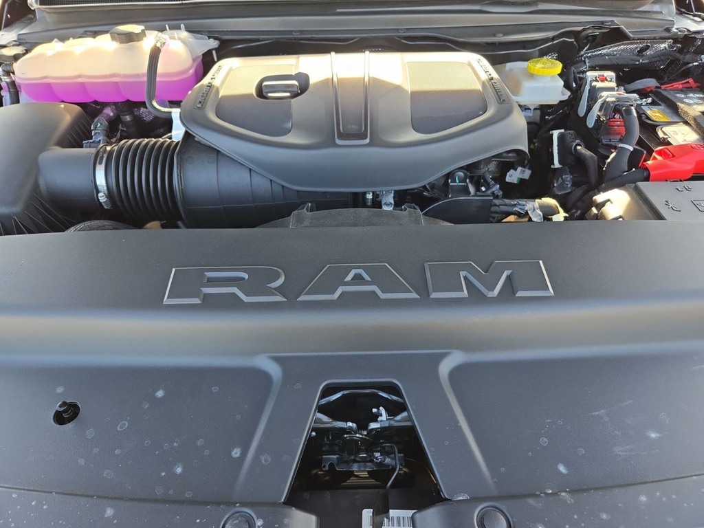 New 2026 Granite Crystal Metallic Clear-Coat Exterior Paint RAM Big Horn/Lone Star image 44