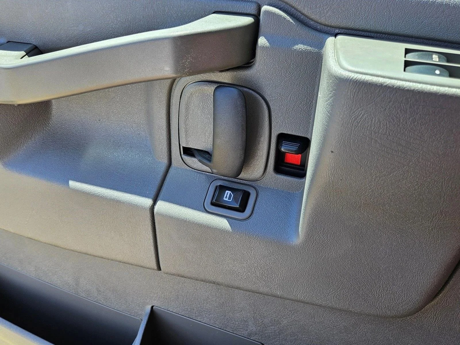 Used 2019 Summit White Chevrolet LT image 5