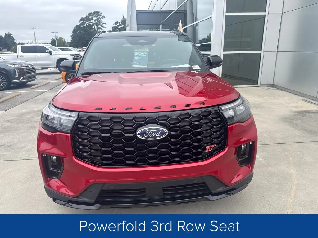 Used 2026 Rapid Red Metallic Tinted Clearcoat Ford ST image 2