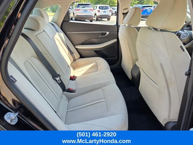 Used 2024 Onyx Black Hyundai SEL image 16