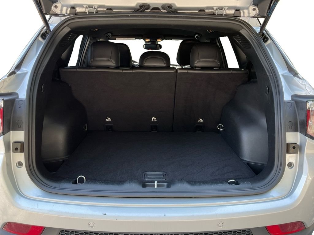 Used 2024 Silver Jeep Limited image 13