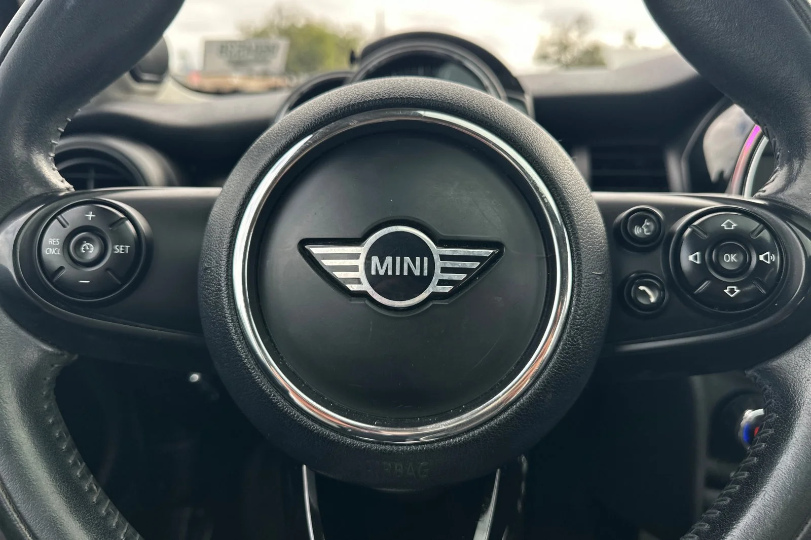 Used 2019 Blue Metallic MINI Classic image 24