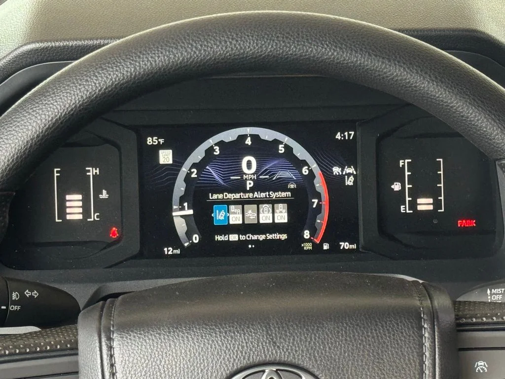 2025 Toyota Tacoma SR5 - Photo 19