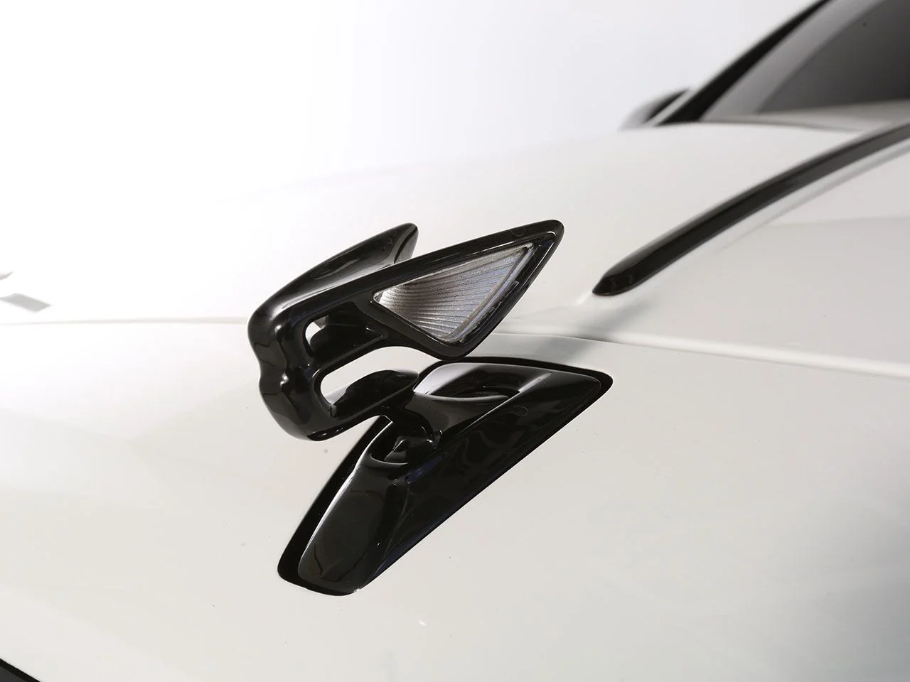 Used 2023  Bentley Speed image 8