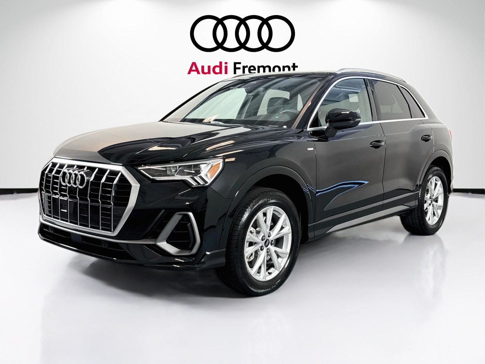 Used 2025 Mythos Black Audi S line Premium Plus image 2