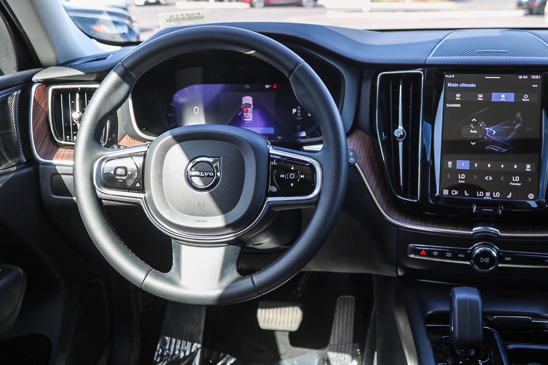 2023 Volvo XC60 Plus - Photo 14