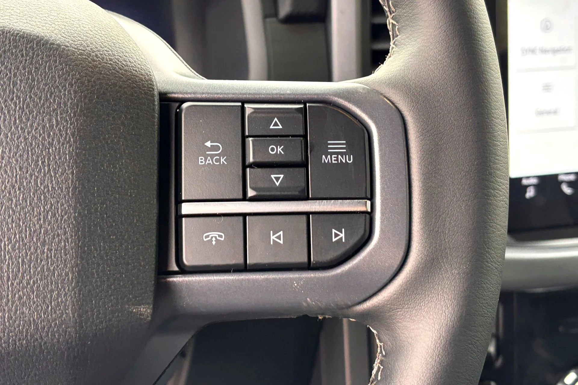New 2026 Agate Black Metallic Ford XLT image 10
