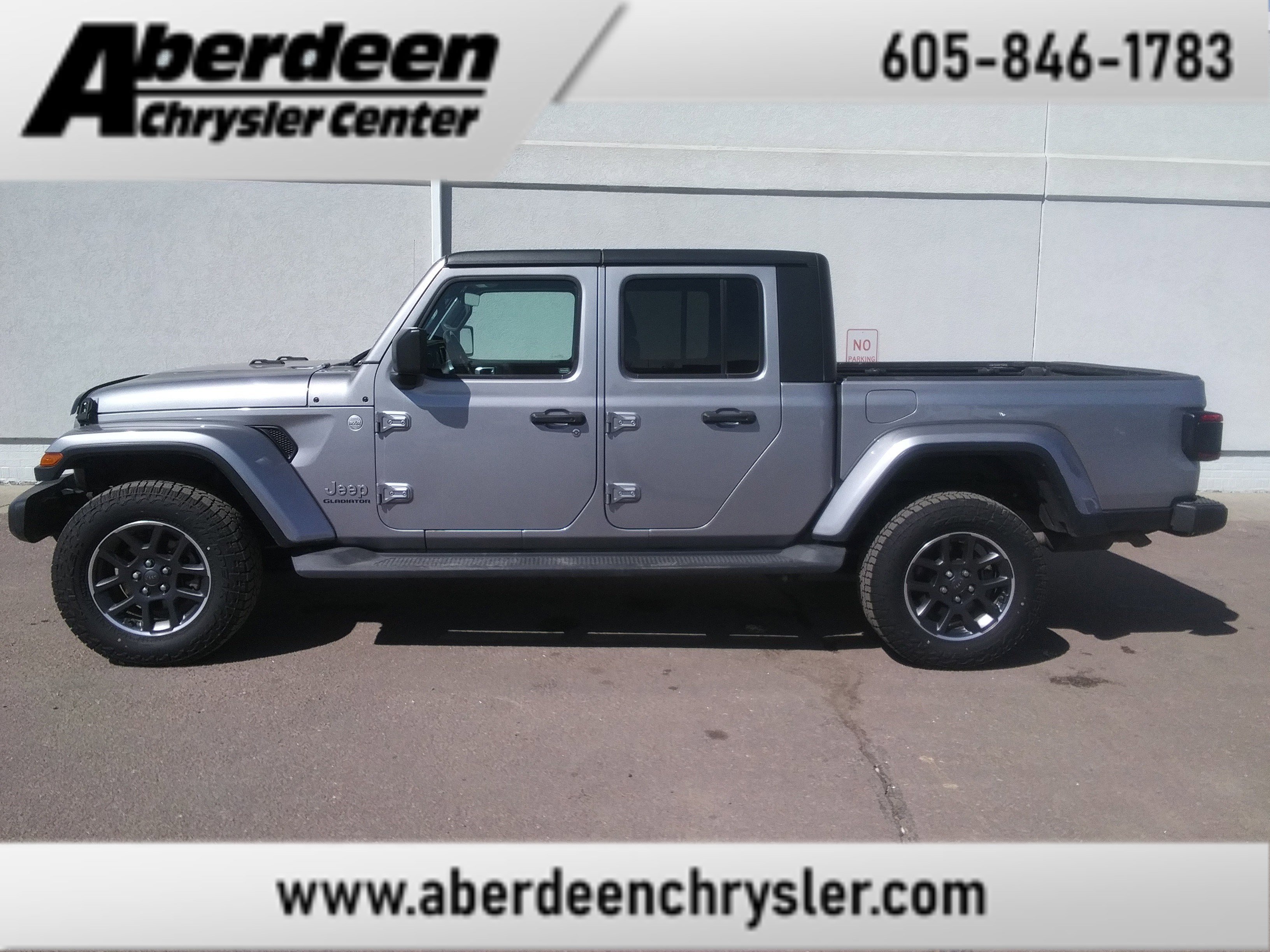 2020 Jeep Gladiator Overland's photo