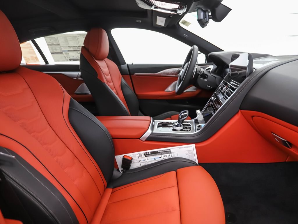 2026 BMW 8 Series 840i - Photo 31