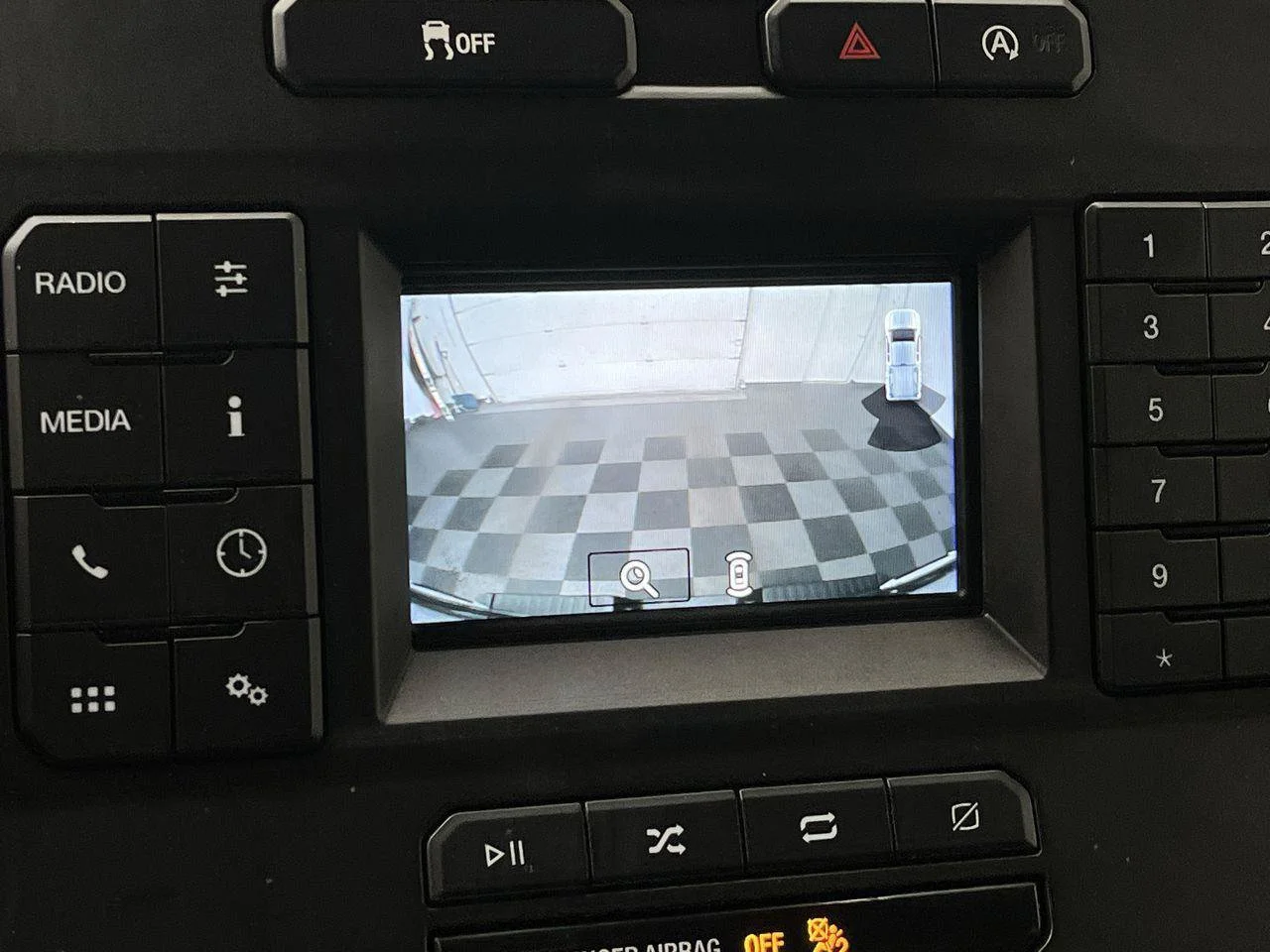 Used 2020 White Ford XL image 5