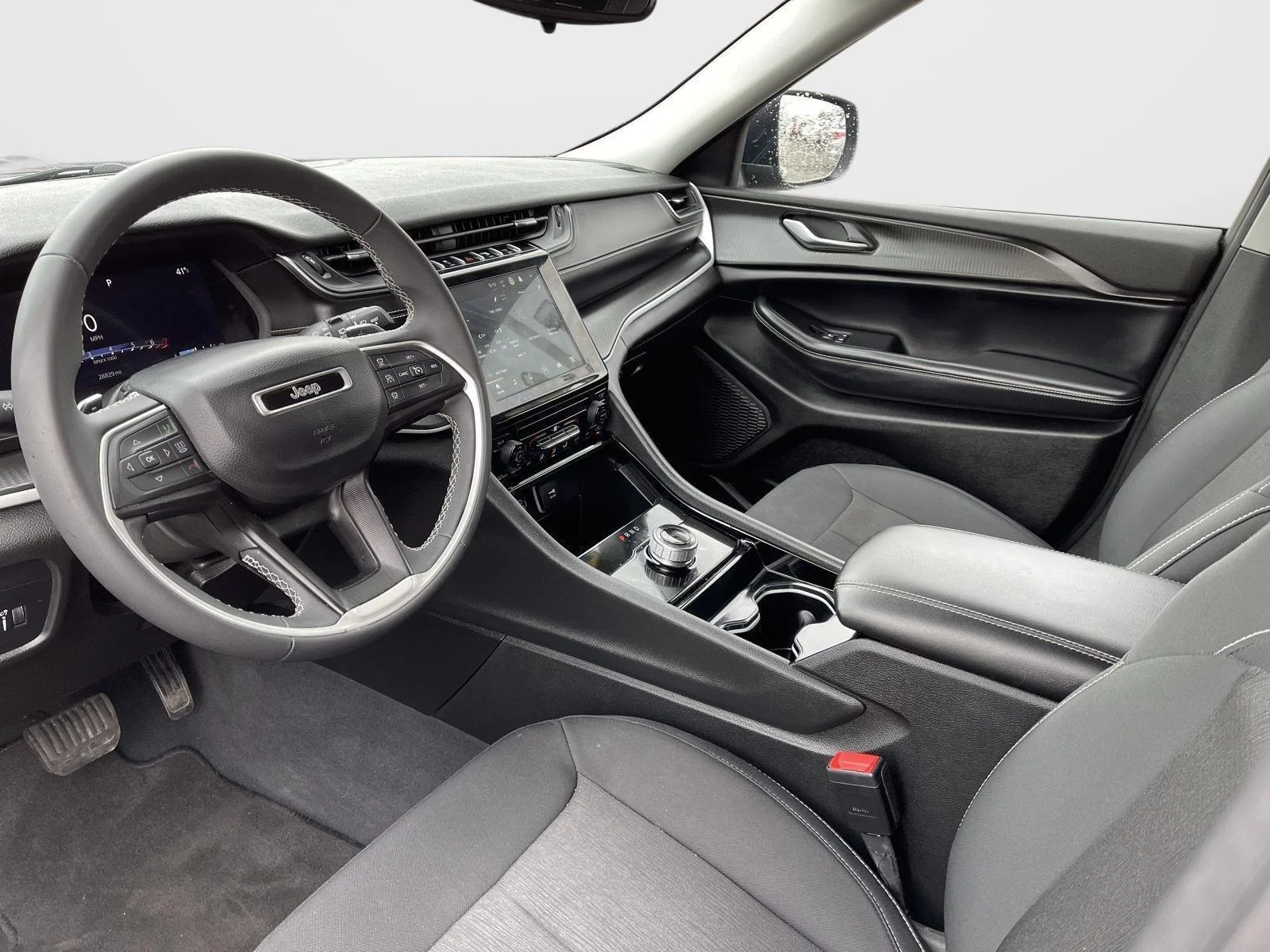 Used 2023 Baltic Gray Metallic Clearcoat Jeep Laredo image 4
